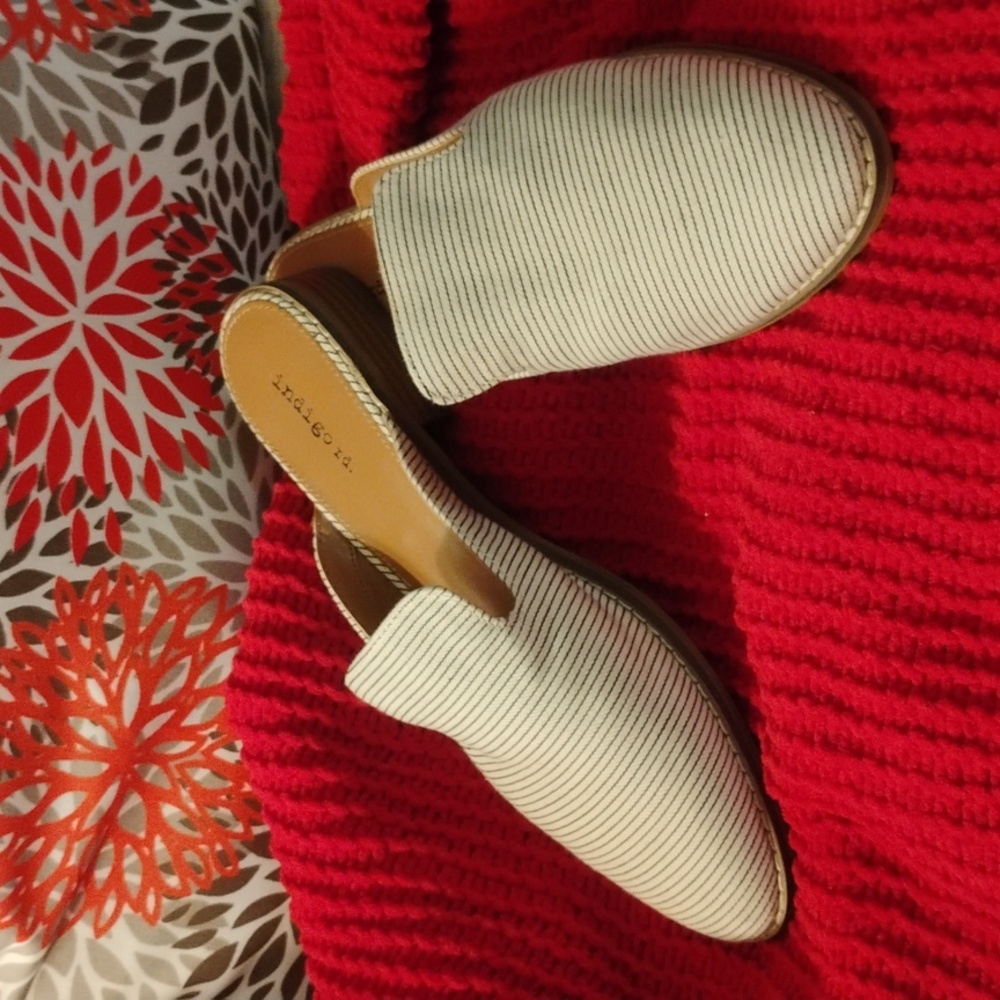 Indigo Rd. Woven Canvas Cream & Black Striped Hayze Mule Slip Ons
